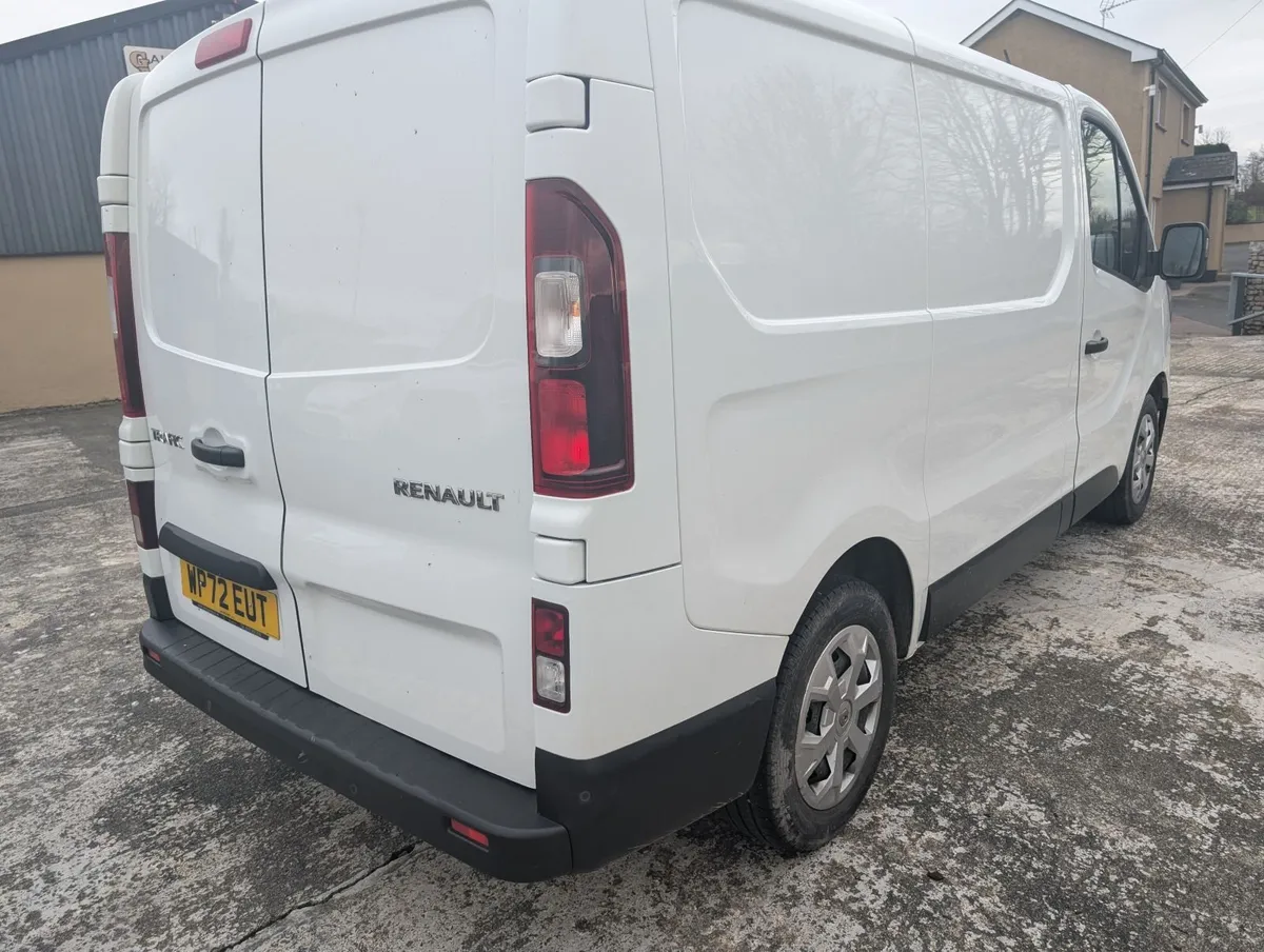 Renault Trafic 2022 - Image 4