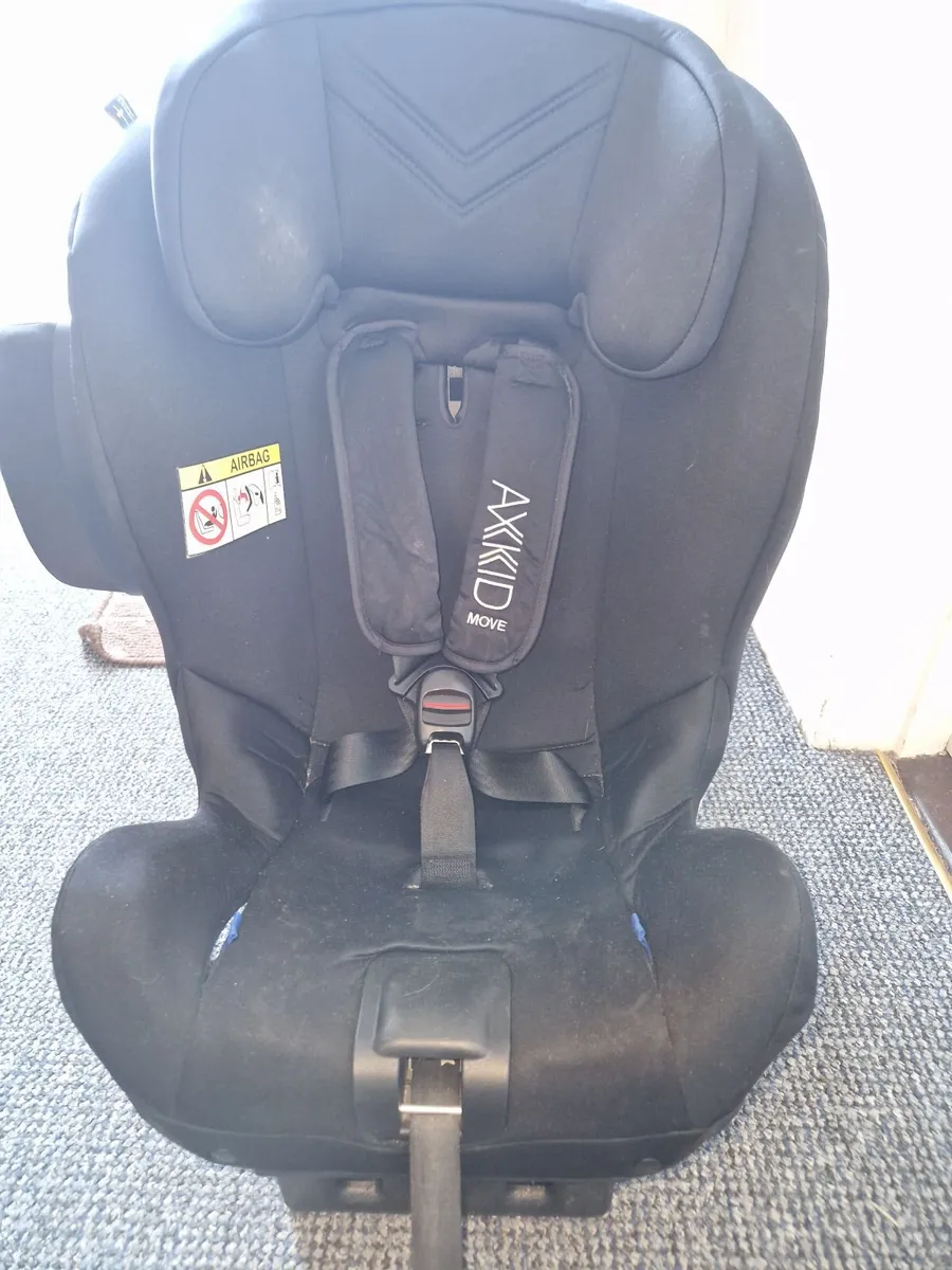 Car seat - Image 1