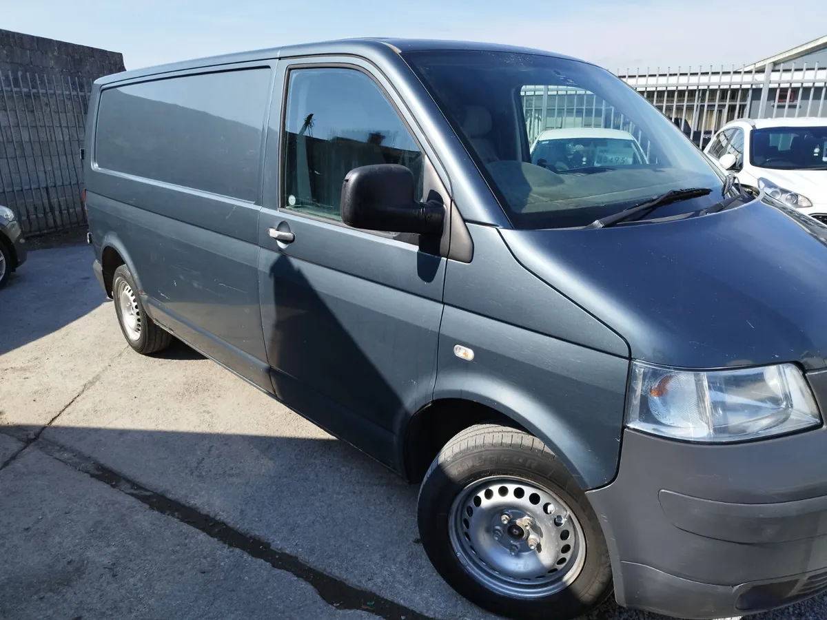 2008 Volkswagen transporter 2.5 TDI dsg automatic - Image 2