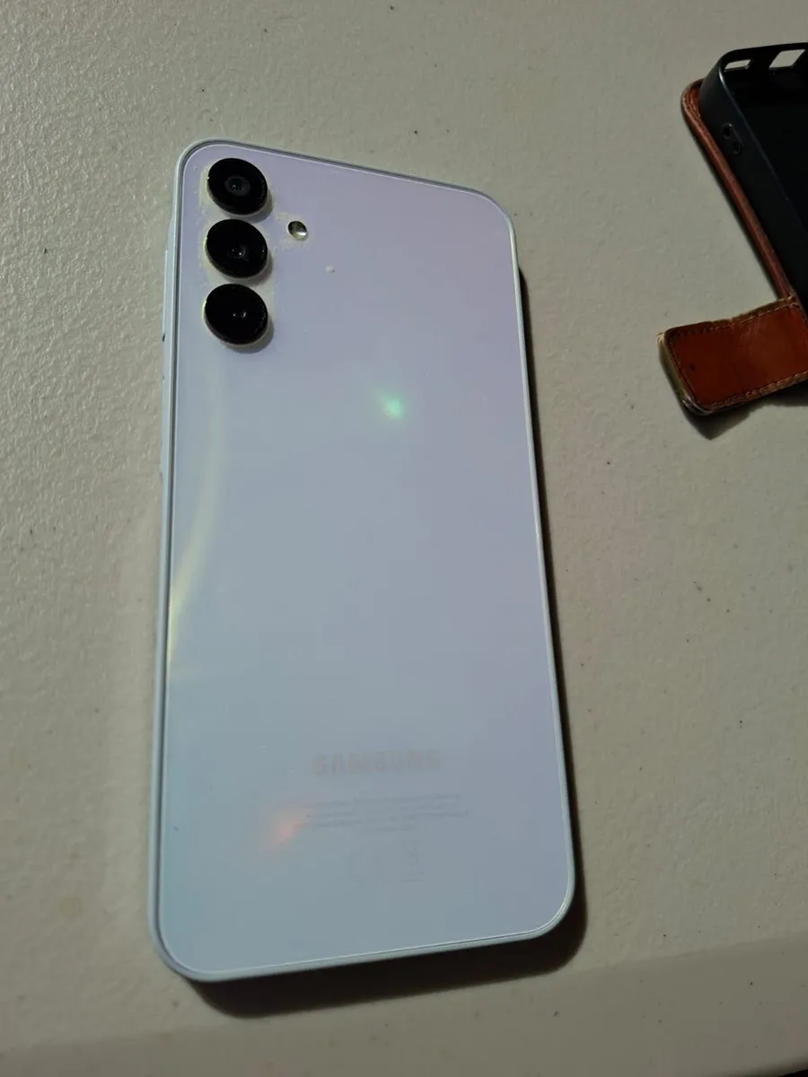 Samsung  A15 -128GB, unlocked, excellent condition - Image 4