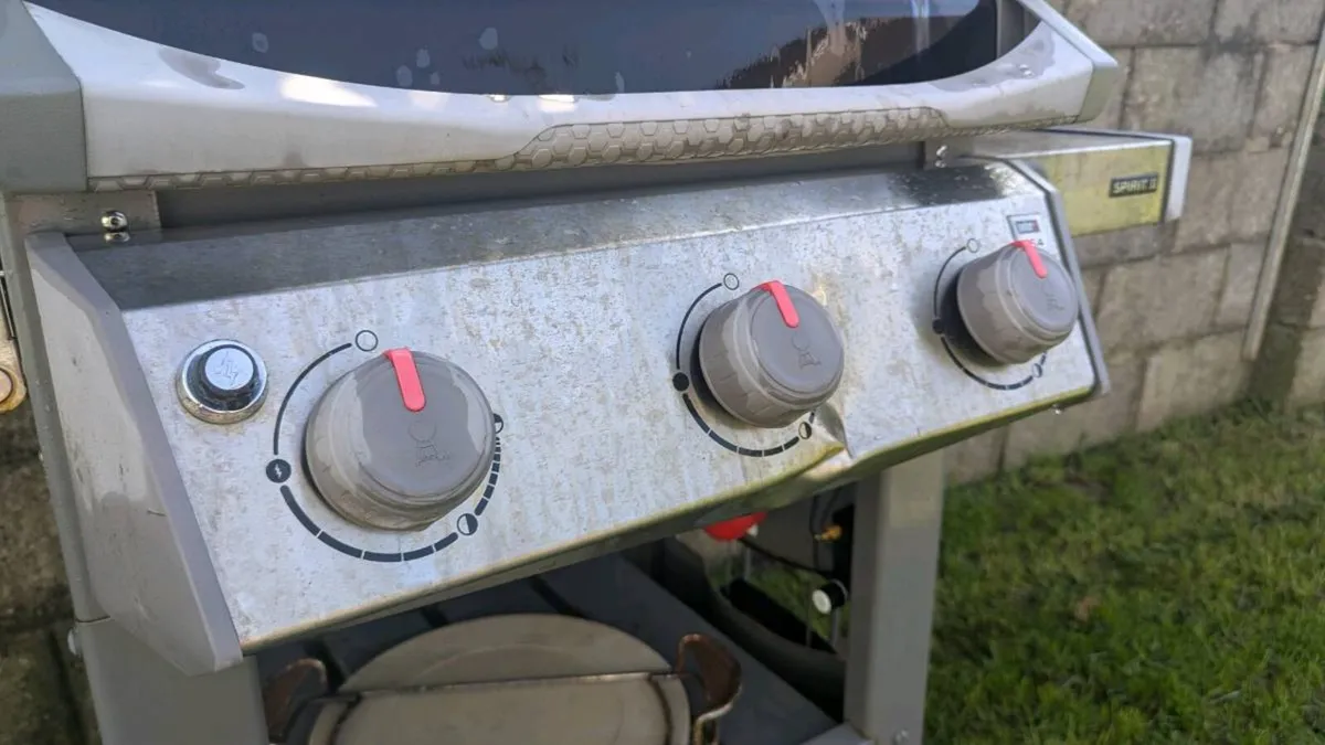 Weber Spirit II E-310 GBS | Gas Barbecue BBQ - Image 4