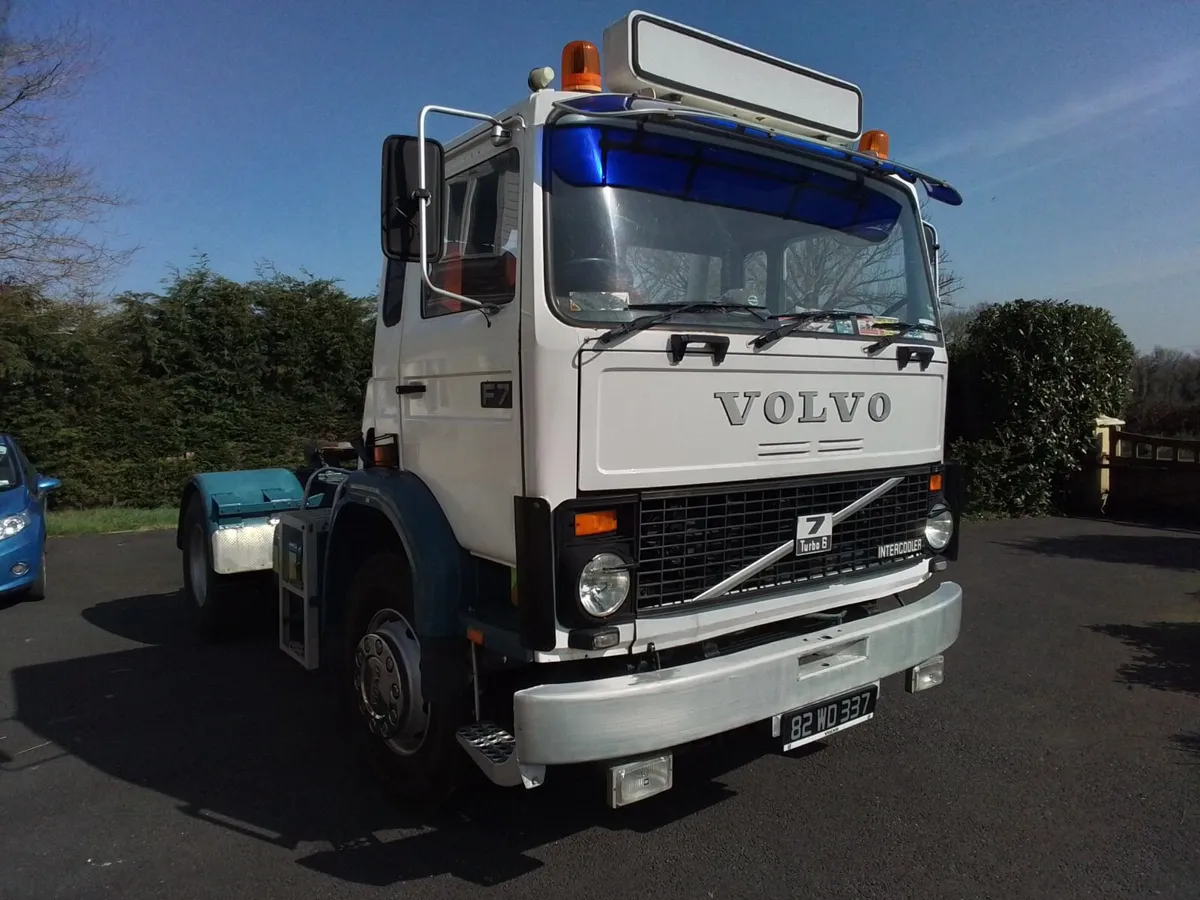 1980s Volvo F7 Turbo 4x2 Tractor - Image 1
