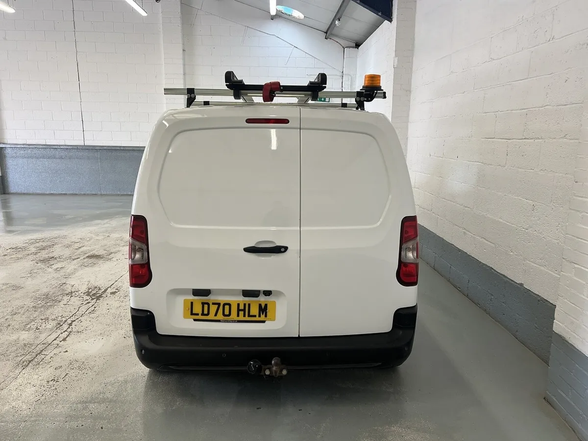2020 Citroen Berlingo Small Panel Van - Image 3