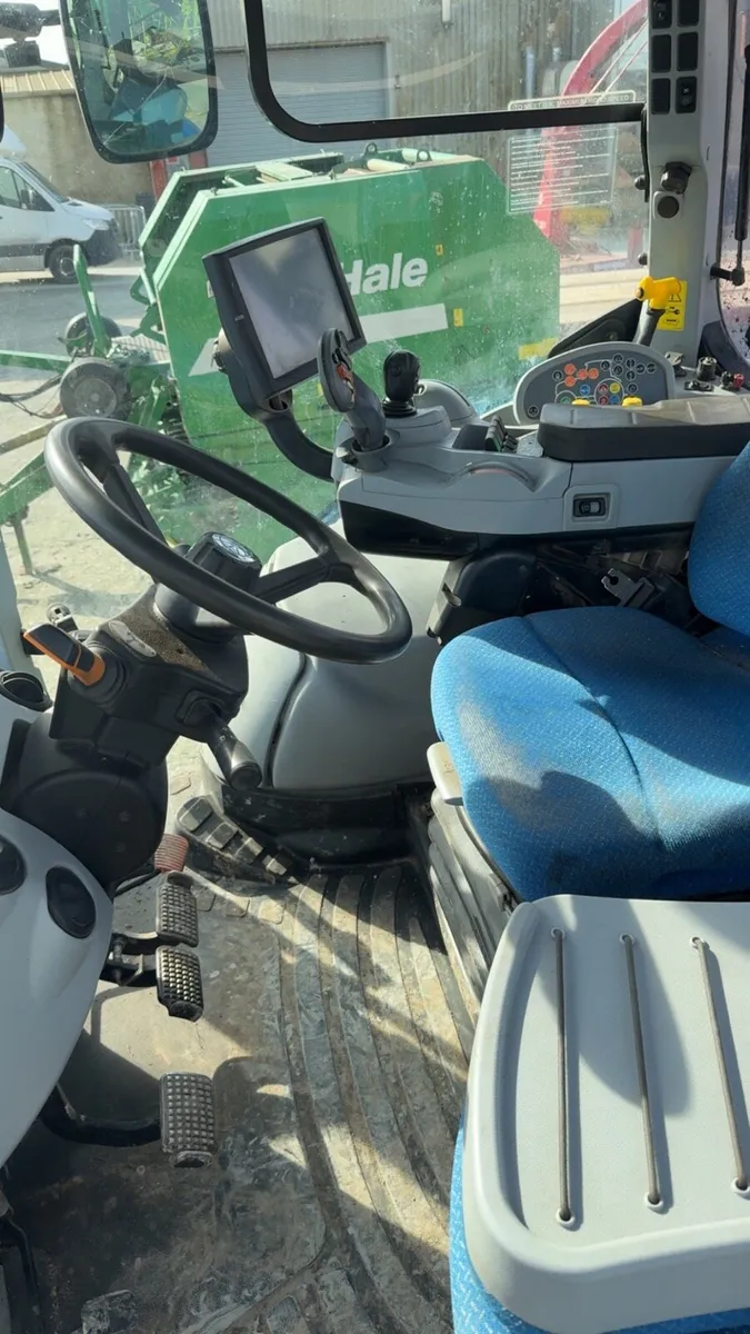 New Holland t7 235 - Image 3