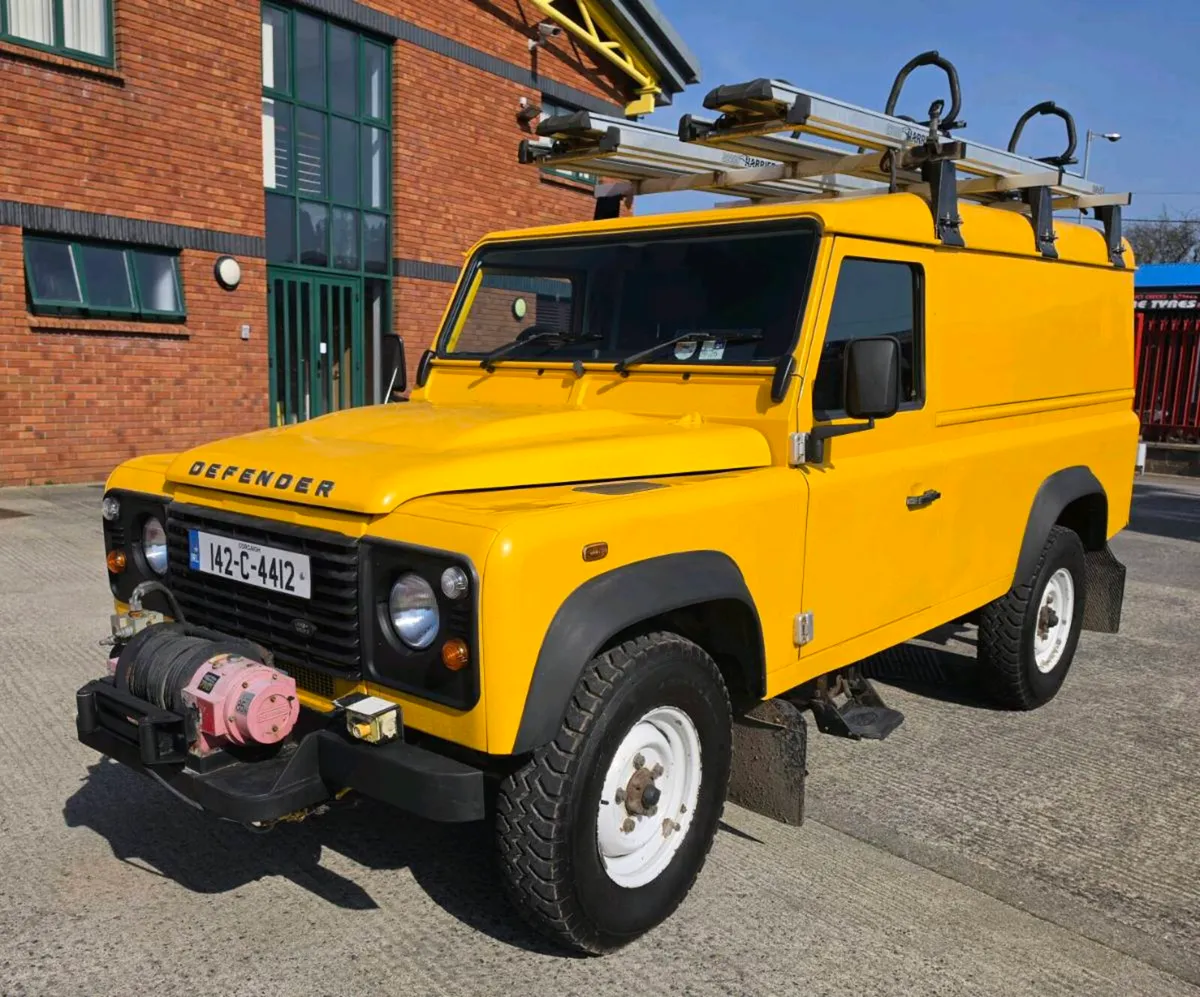 Land Rover Defender 110 - Image 1