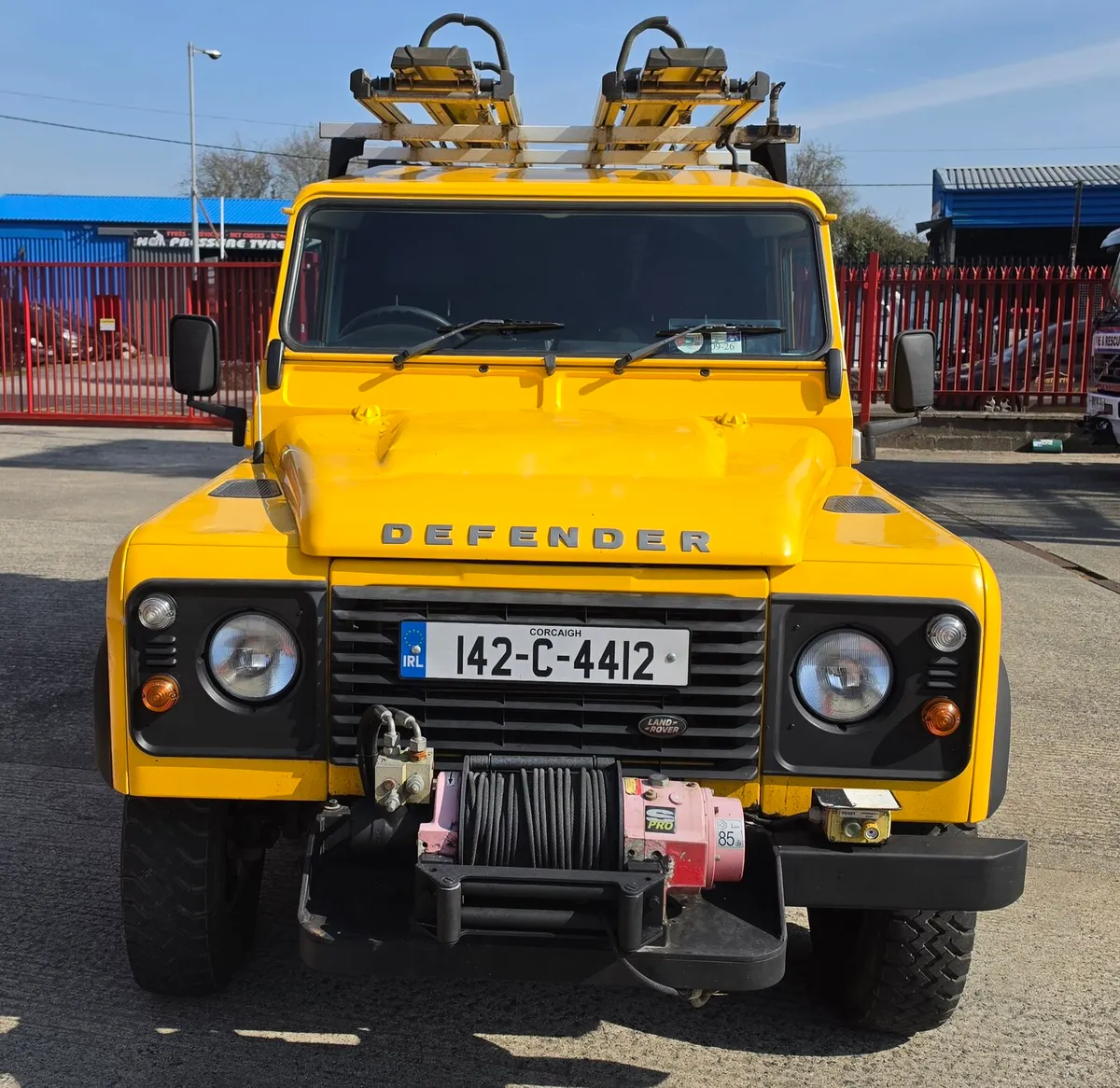 Land Rover Defender 110 - Image 3
