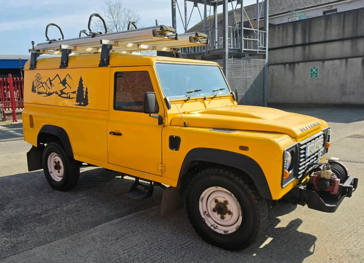 Land Rover Defender 110 - Image 4