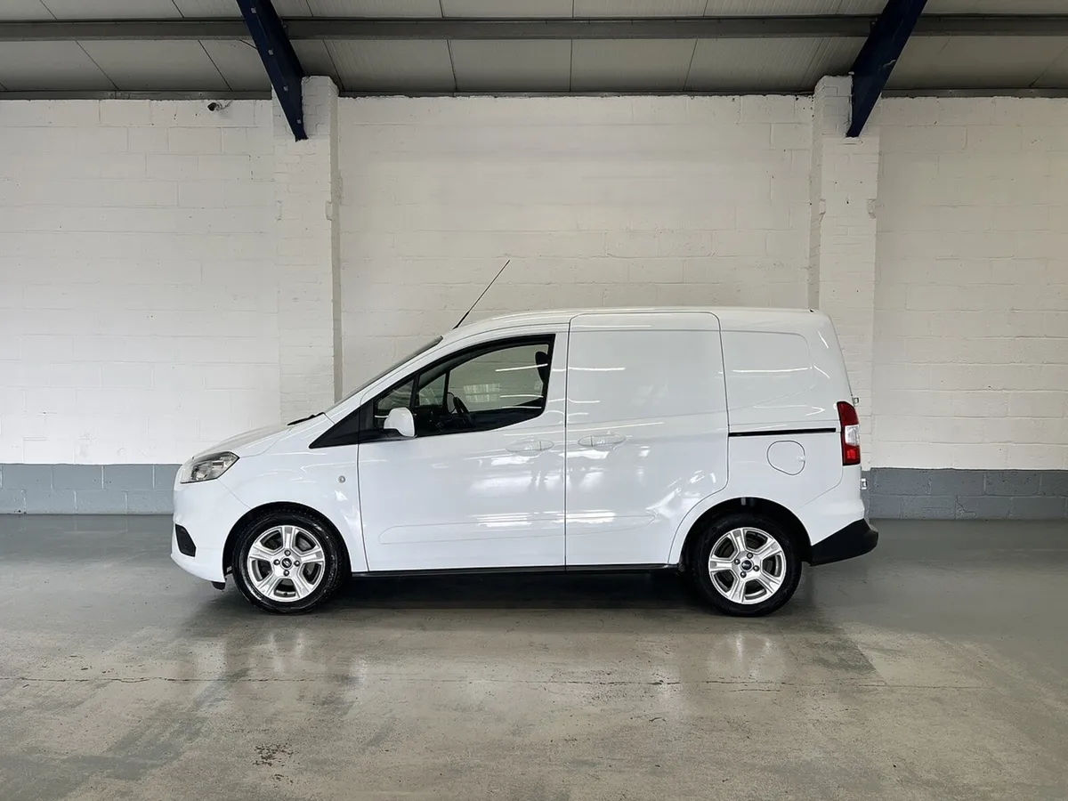 2022 Ford Transit Courier Small Panel Van - Image 1