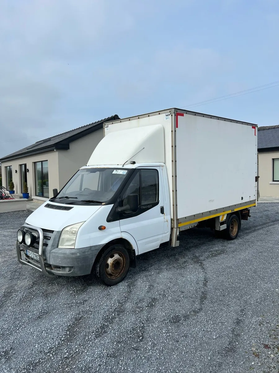 Ford Transit Box Van - Image 3