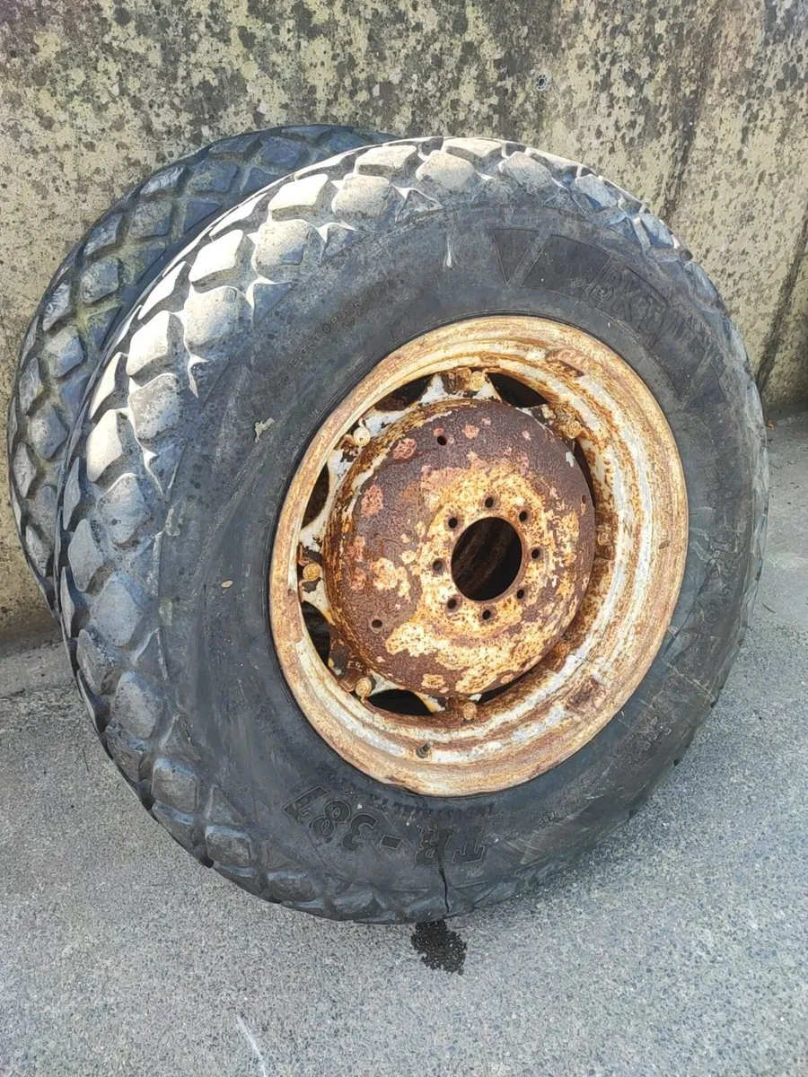 Grass tyres - Image 1