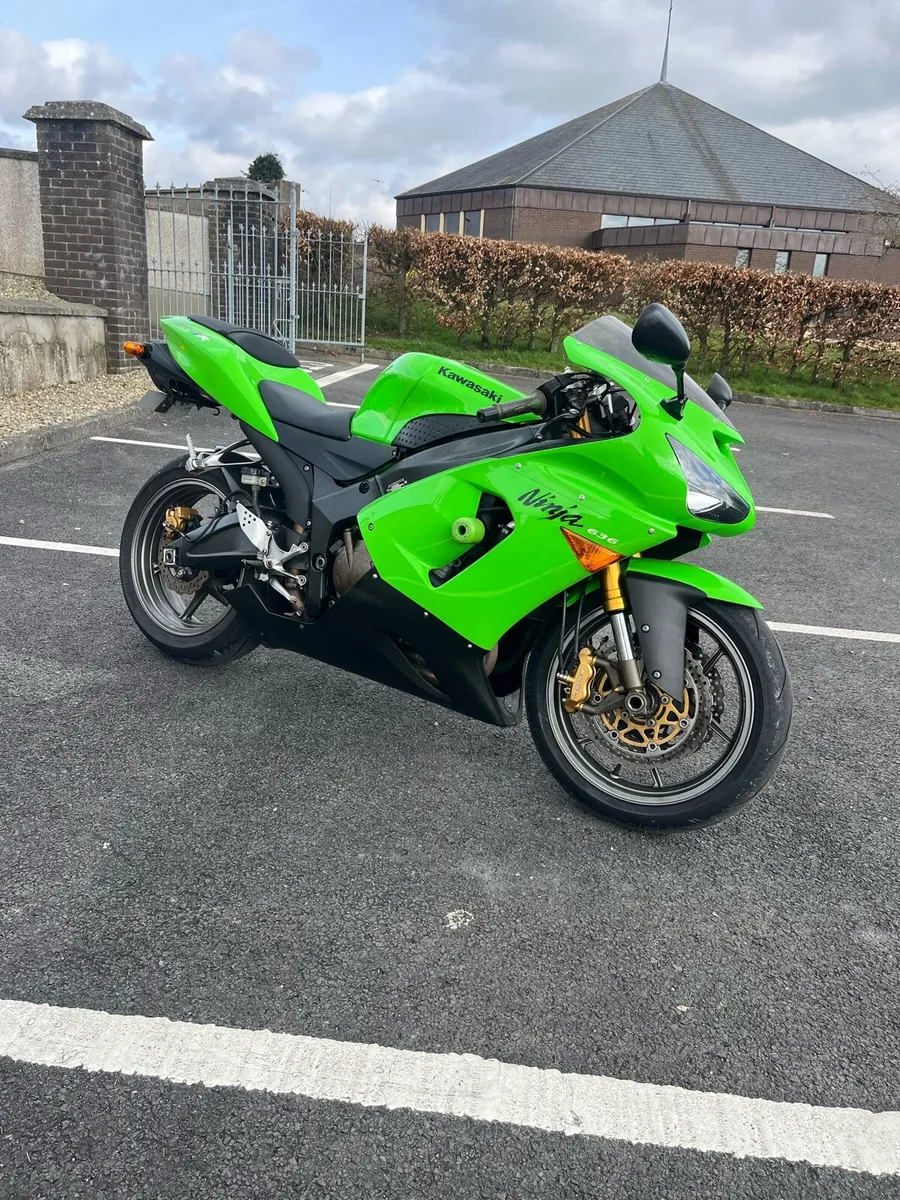 Kawasaki ZX6R Ninja - Image 1