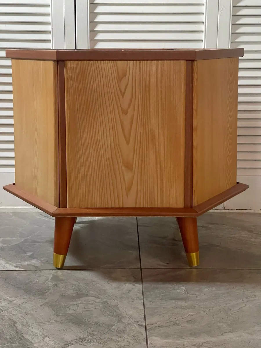 Mid century planter - Image 2