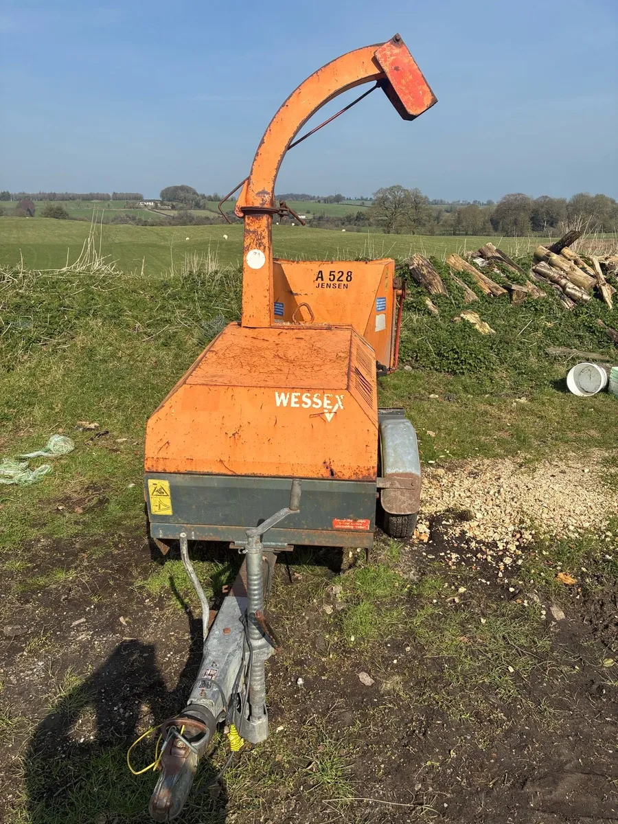 Jensen wood chipper - Image 1