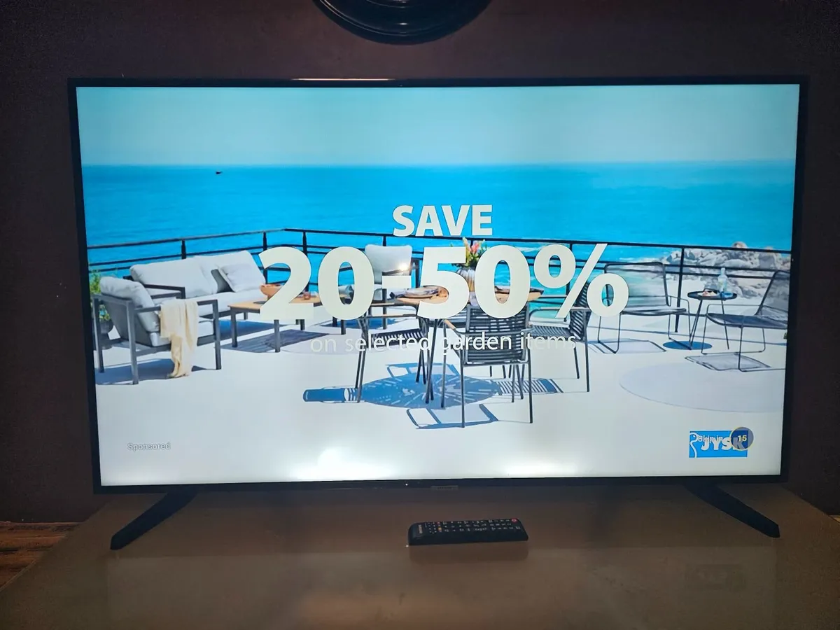 55" Samsung 4K Ultra HD HDR Smart LED TV Certified - Image 4