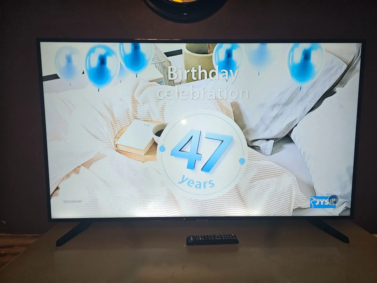 55" Samsung 4K Ultra HD HDR Smart LED TV Certified - Image 3