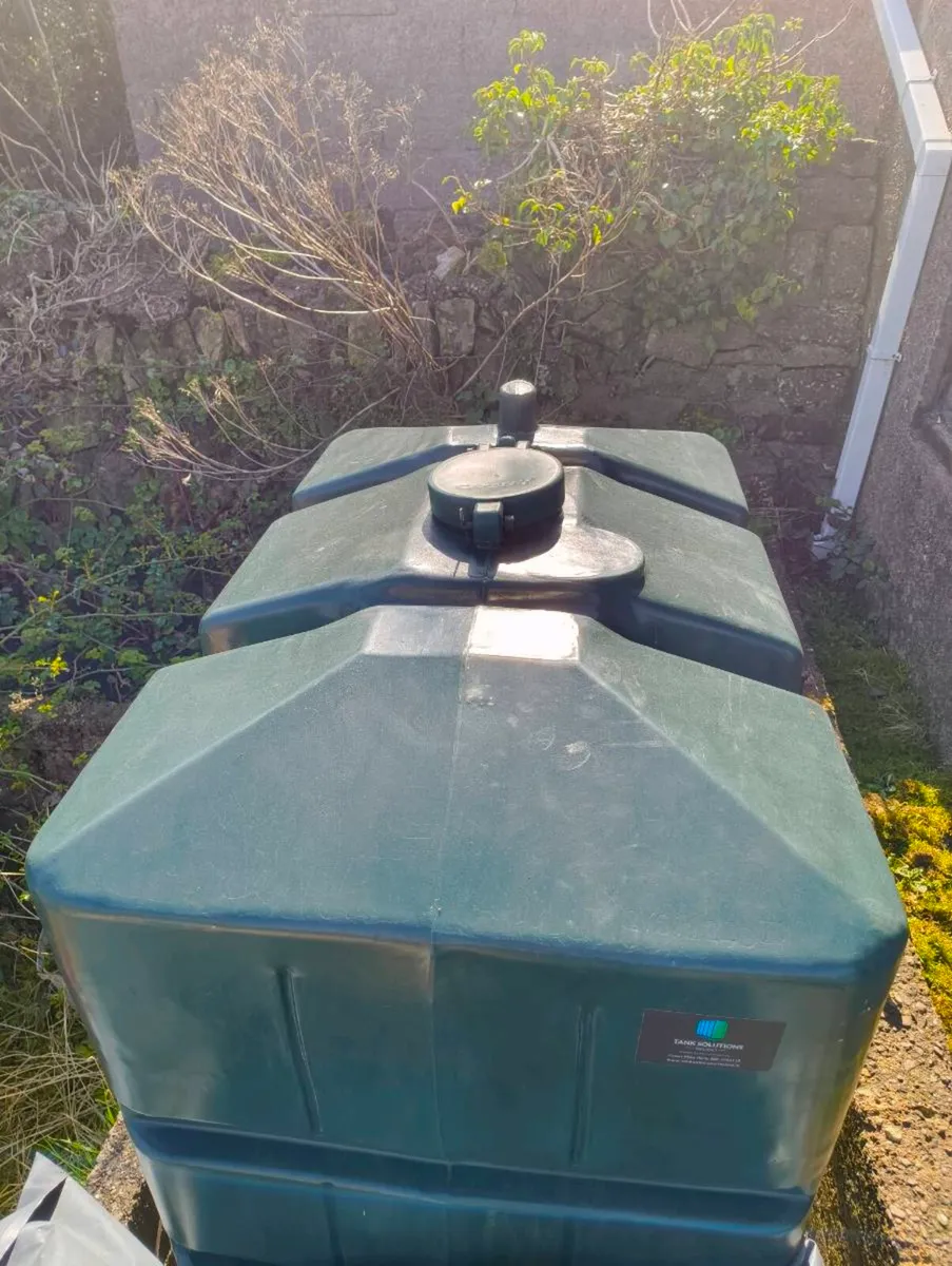 Oil Tank with oil - Image 2