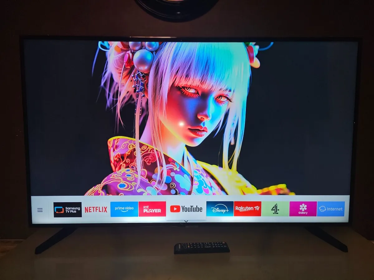 55" Samsung 4K Ultra HD HDR Smart LED TV Certified - Image 1