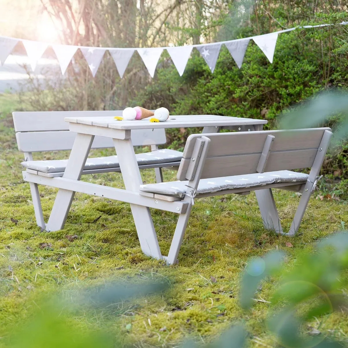 Children's Outdoor+ Picnic Seating for 4 with - Image 2