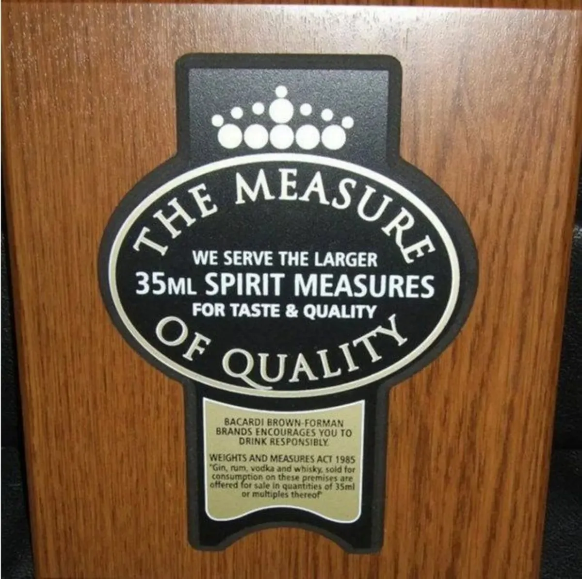 BNIB Authentic Official Pub Measure Plaque - Image 1