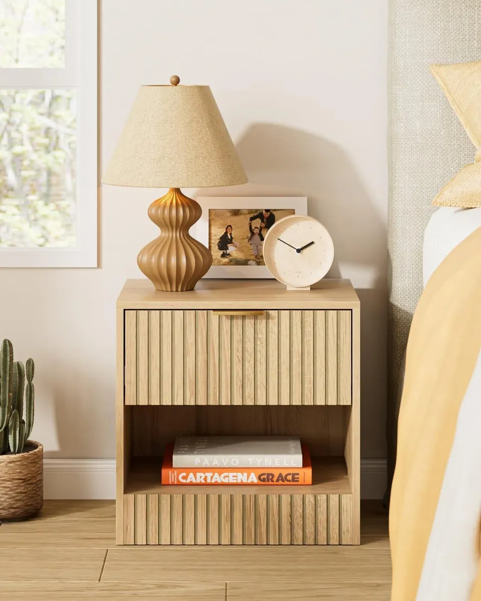 Oak Bedside Table Small Cabinet with Drawer - Image 1