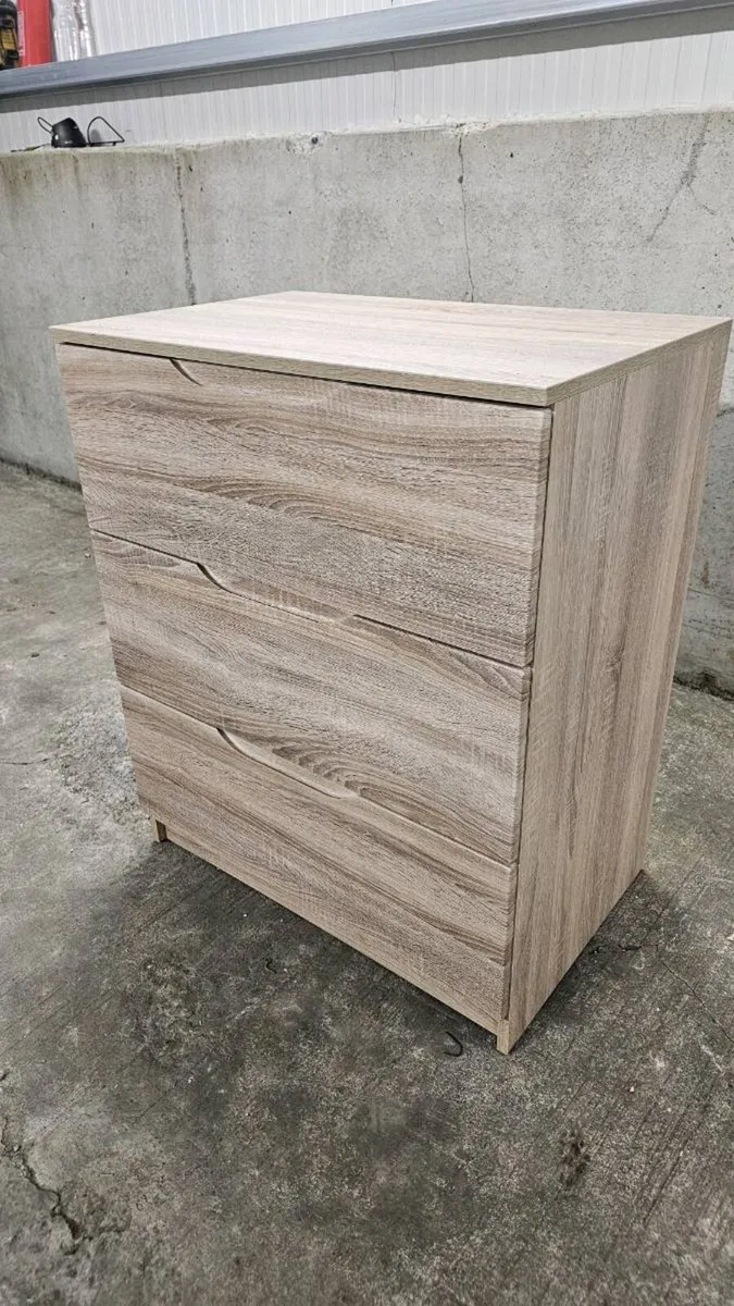 Modern Light Oak 3-Drawer Chest - Image 3