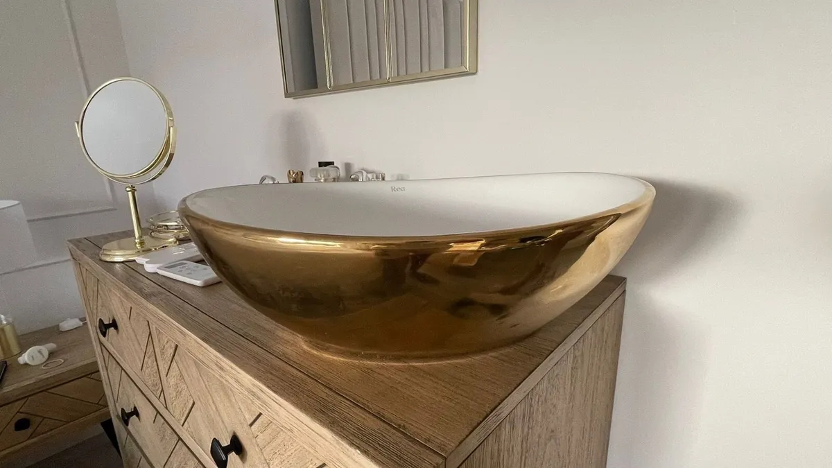 Bathroom sink brand new - Image 4