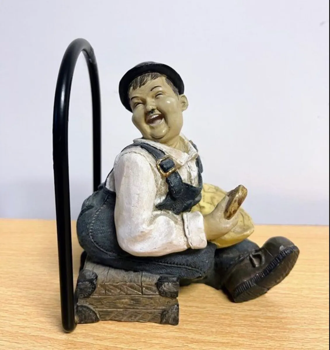 Collection of 4 Laurel and Hardy Figurines - Image 2