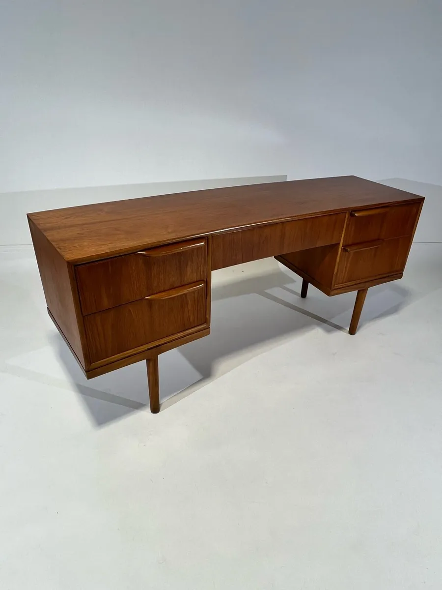 Mid century desk - Image 3