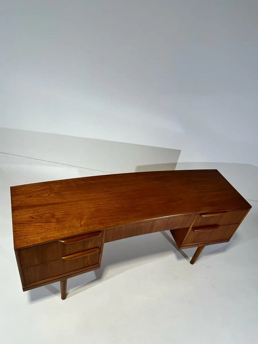 Mid century desk - Image 2