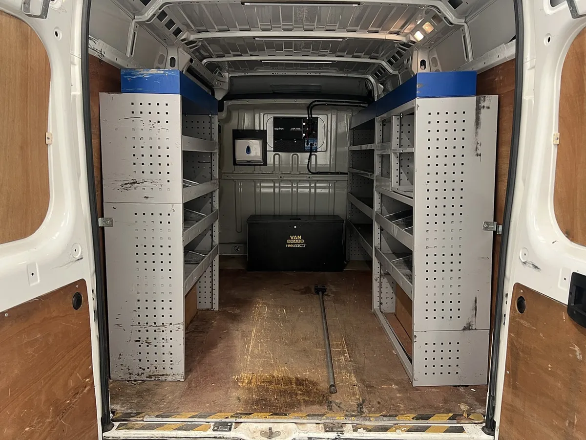 2020 Peugeot Boxer Panel Van - Image 3