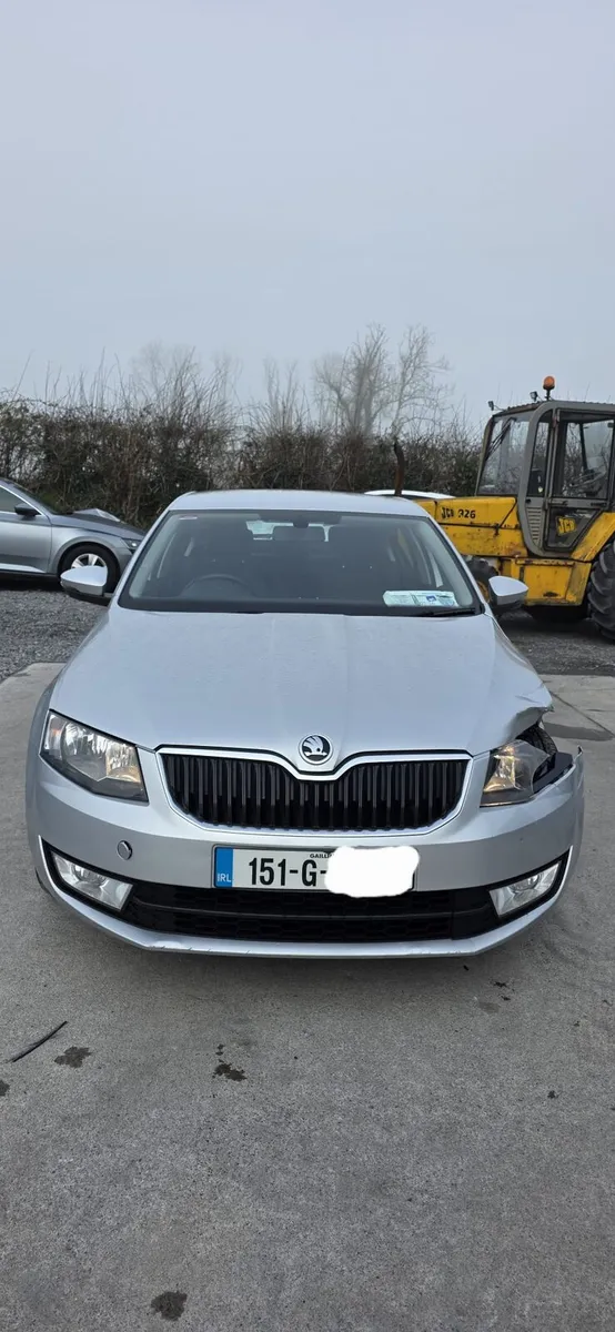 151 SKODA OCTAVIA DIESEL - Image 3