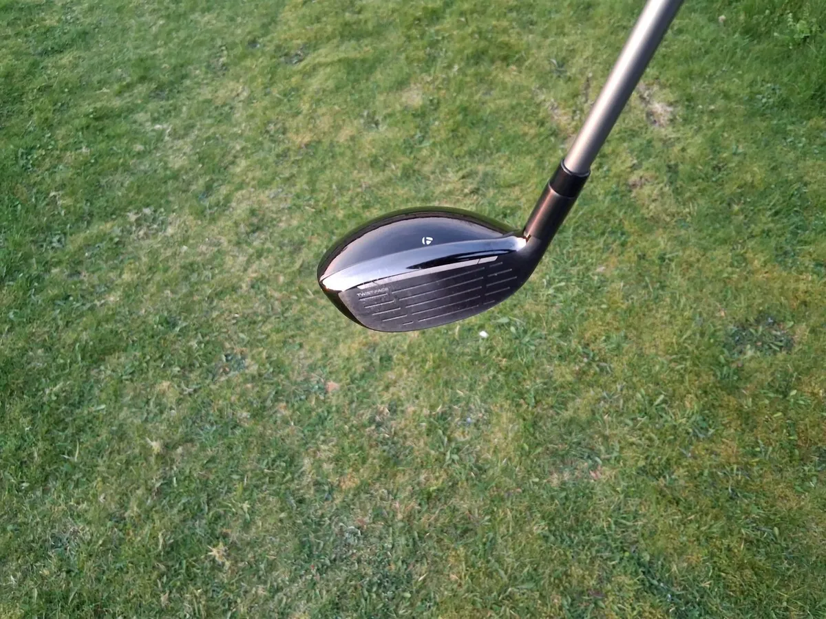 Taylormade qi10 max hybrid - Image 2
