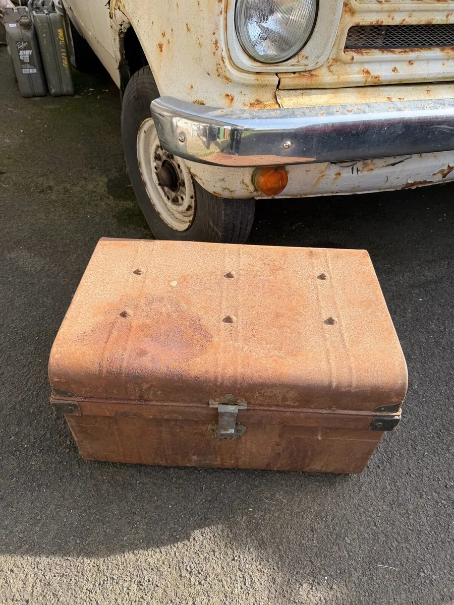 Vintage antique and collectibles - Image 1