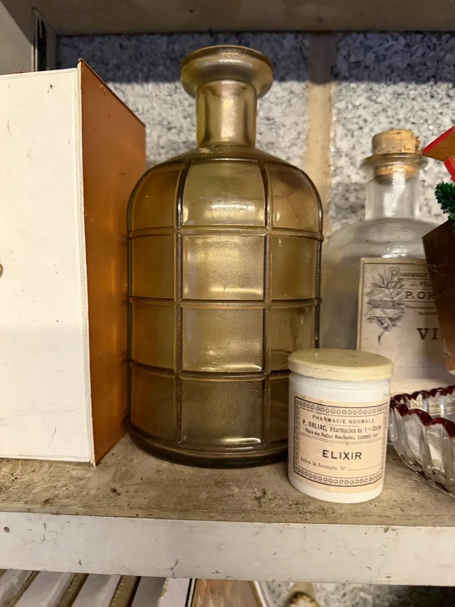 Vintage antique and collectibles - Image 2