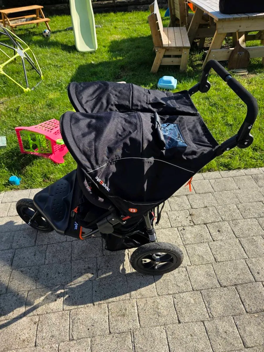 Out and About Double Nipper V5 with extras - Image 4