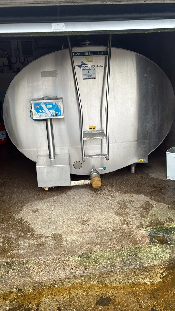 Mueller 8200 milk tank - Image 1