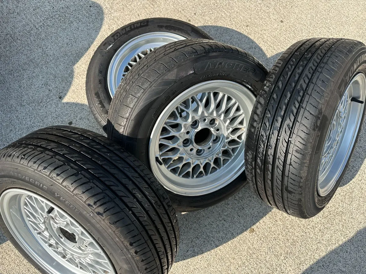 BMW vintage 15" E28 alloy wheels & tyres - Image 1