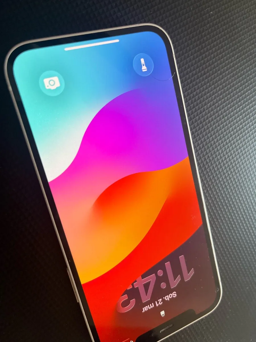 iPhone 12 64 GB - Image 1