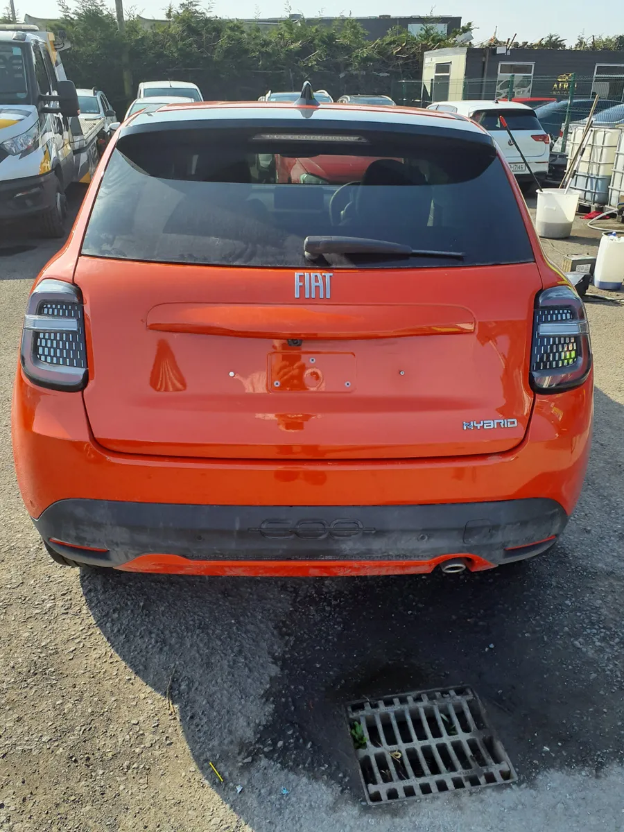 Fiat 600 LA Prima 1.2 hybrid 2024 - Image 1
