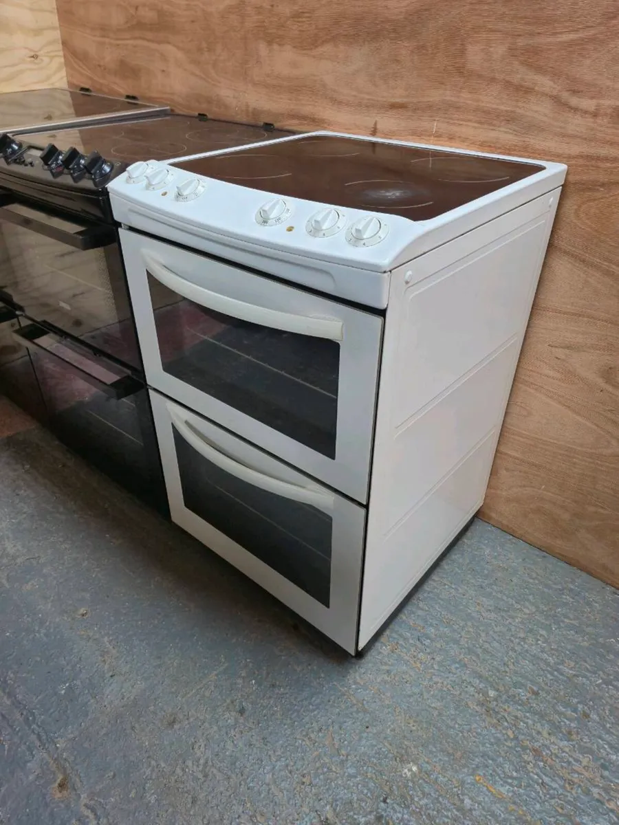 Zanussi Freestanding Electric Cooker 60cm - Image 1
