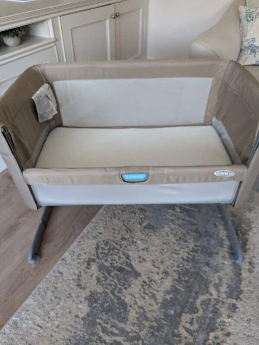 Graco baby cot/co sleeper - Image 2