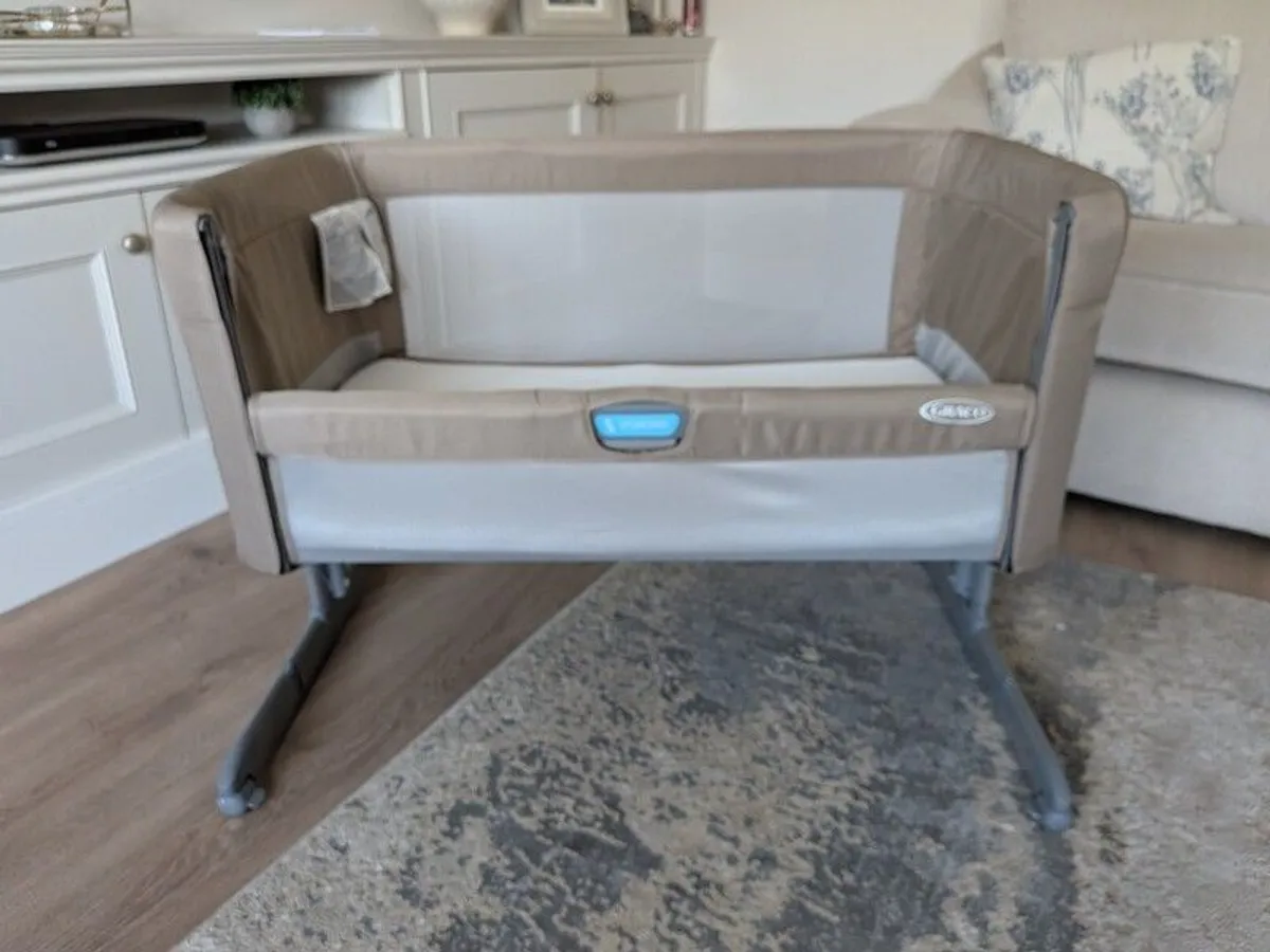 Graco baby cot/co sleeper - Image 3