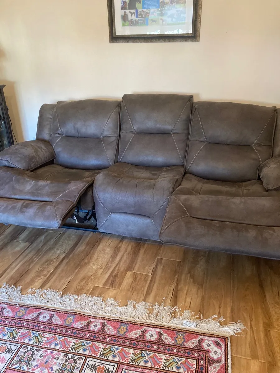 Couch - Image 3