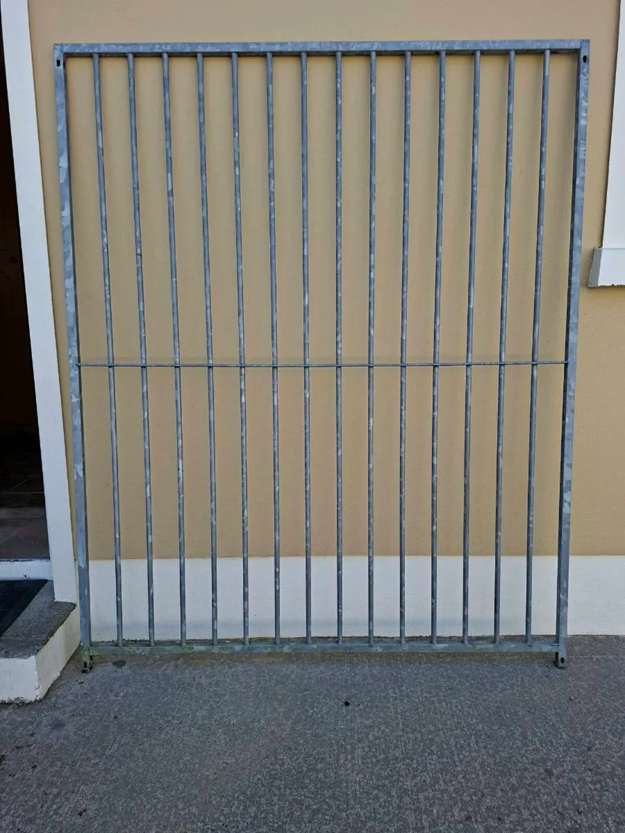 Galvanised Panels For Dog Run - Image 3