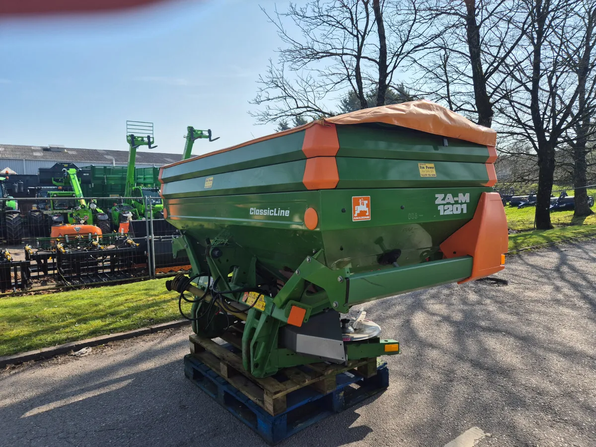 Amazone ZA-M 2.2 Ton spreader - Image 4