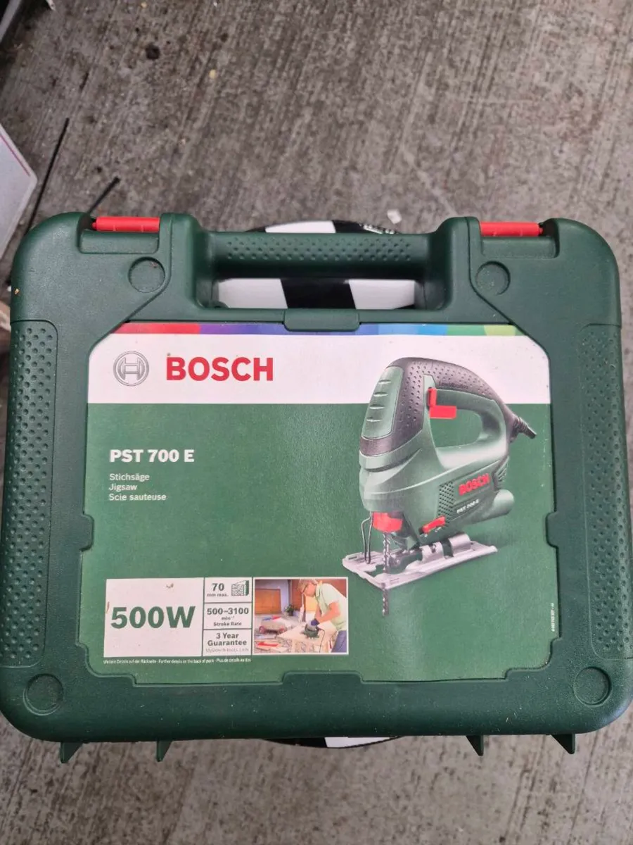 Bosch PST 700 E Jigsaw - Image 1