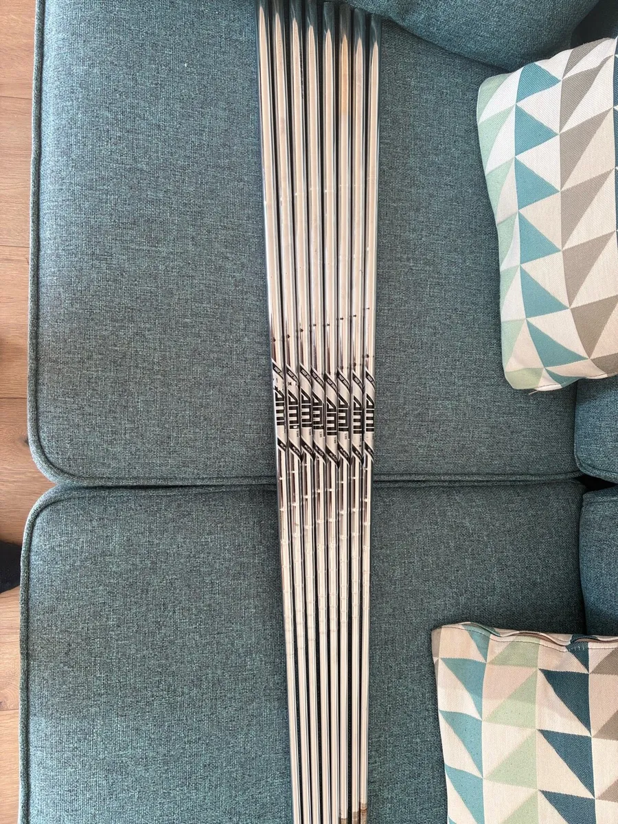 AMT S300 Black Shafts Gap wedge to 4 iron - Image 2