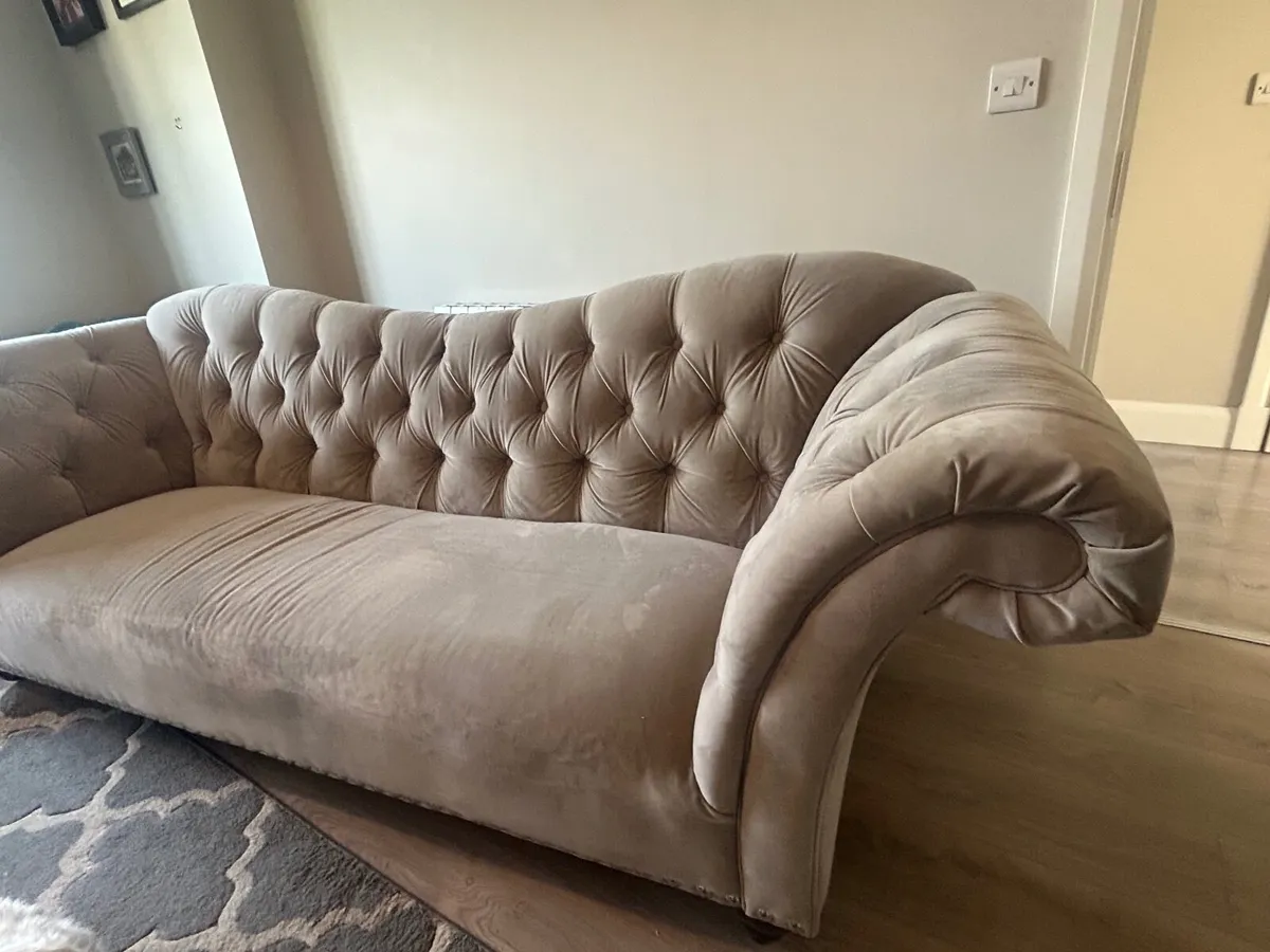 3 Seater sofa excellent condition - Image 2