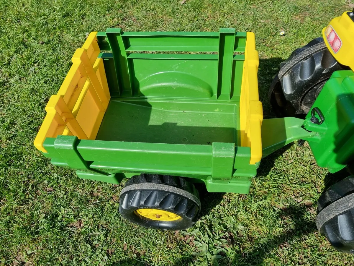 Ride-on Tractor: John Deere, Pedals - Image 3