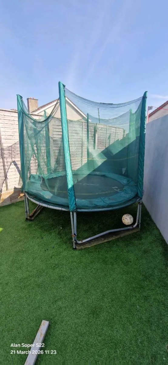 8ft Trampoline Free - Image 1